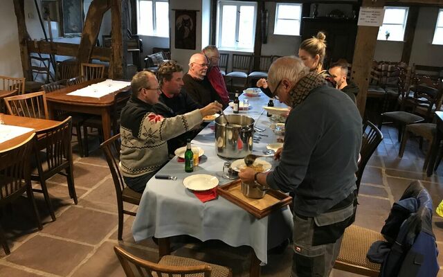 Kräftige Starkung nach der ungewohnten Arbeit